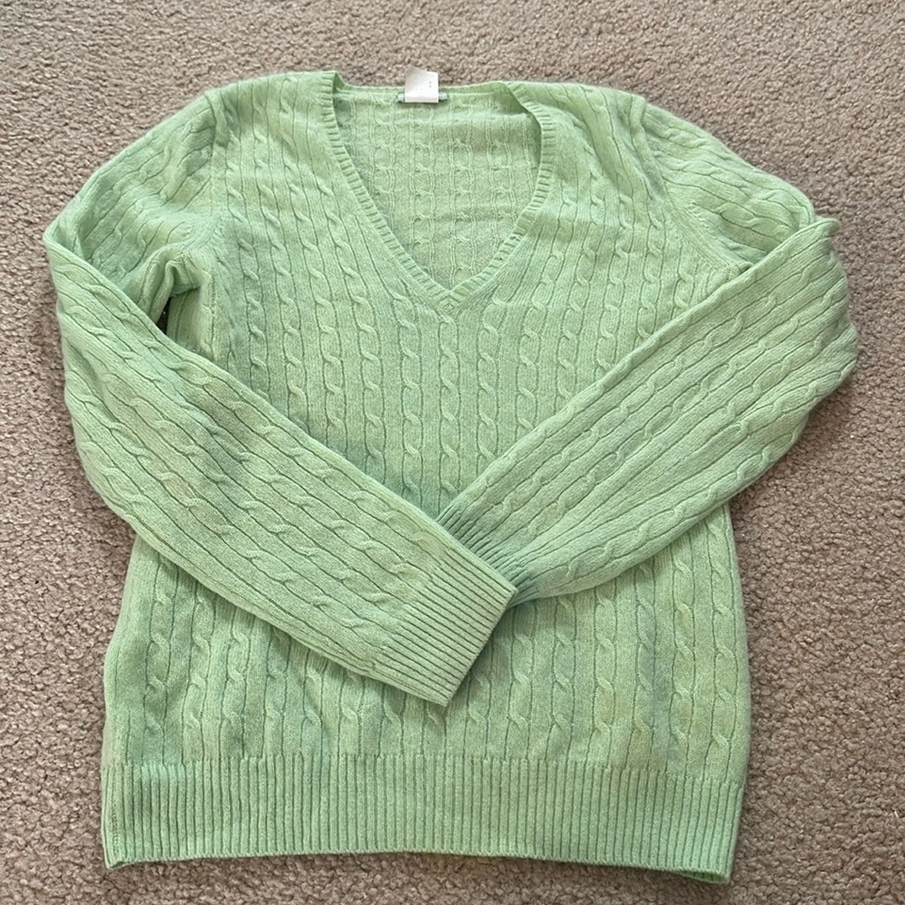 JCrew cable knit neck sweater 100% cashmere size M